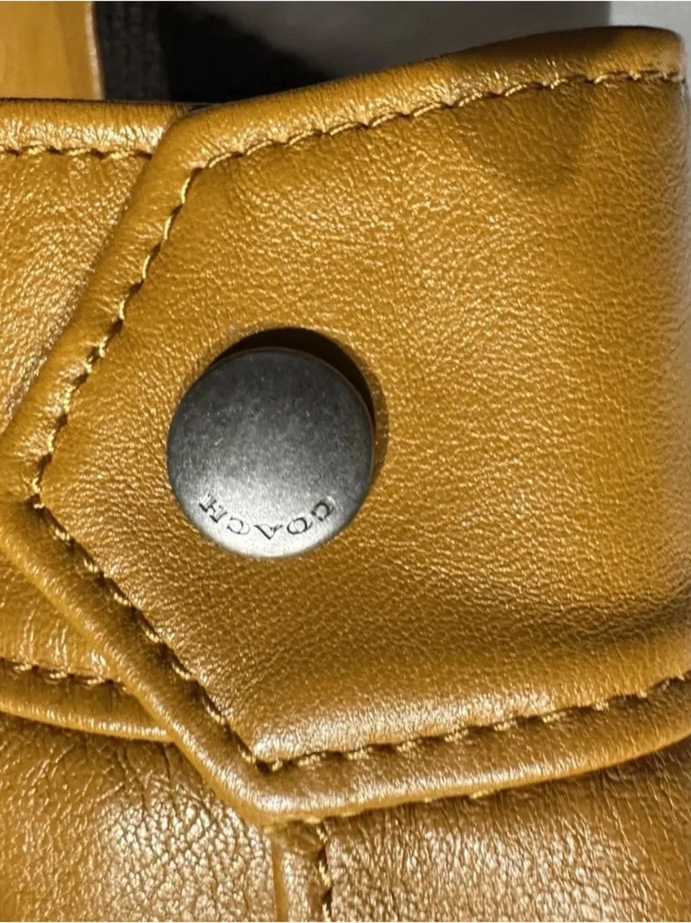 Coach Women's Cognac Leather Bomber Jacket with Dark Rib Hem - Picture 5 of 7